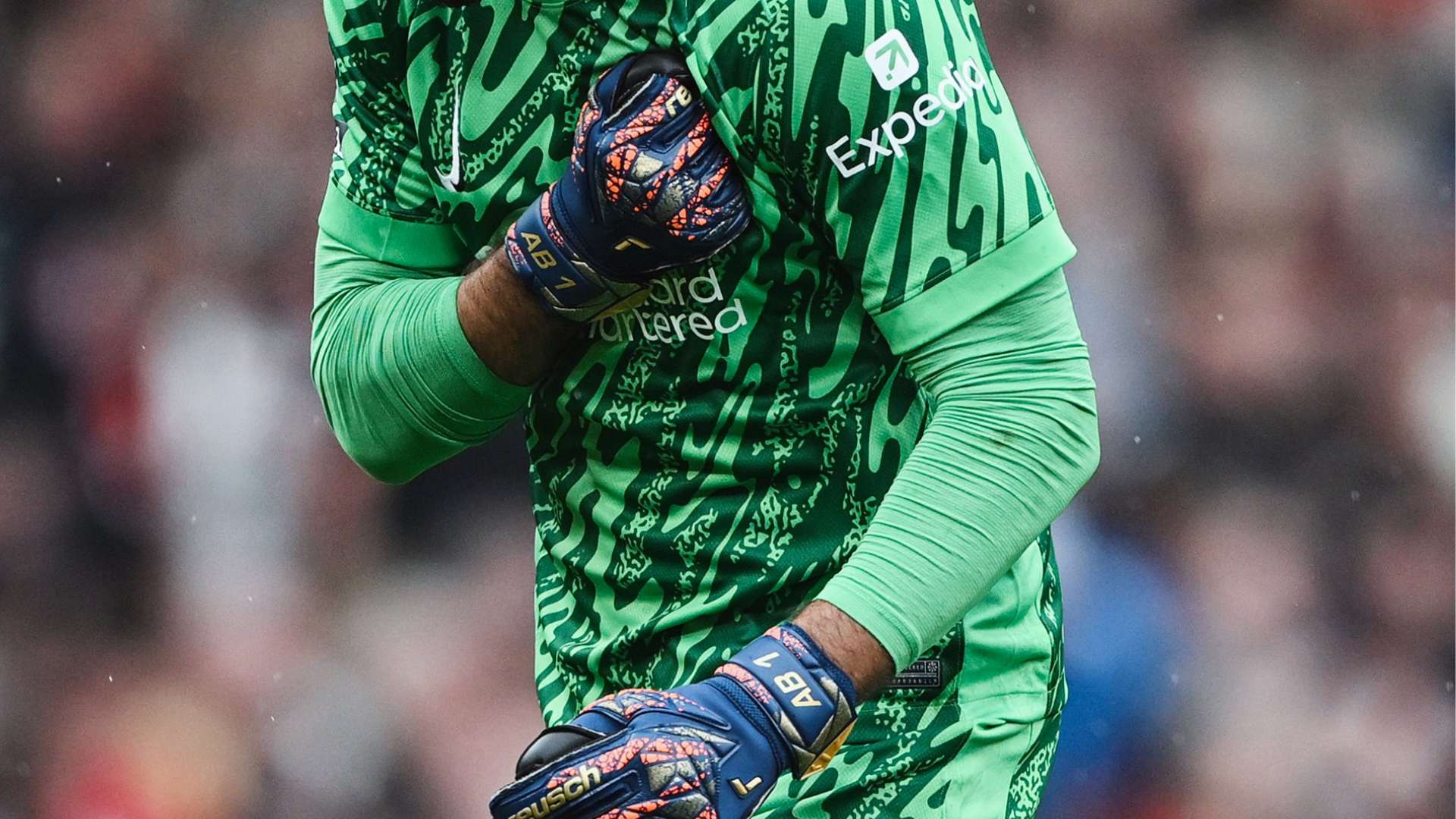 他帮助球队 他帮助球队